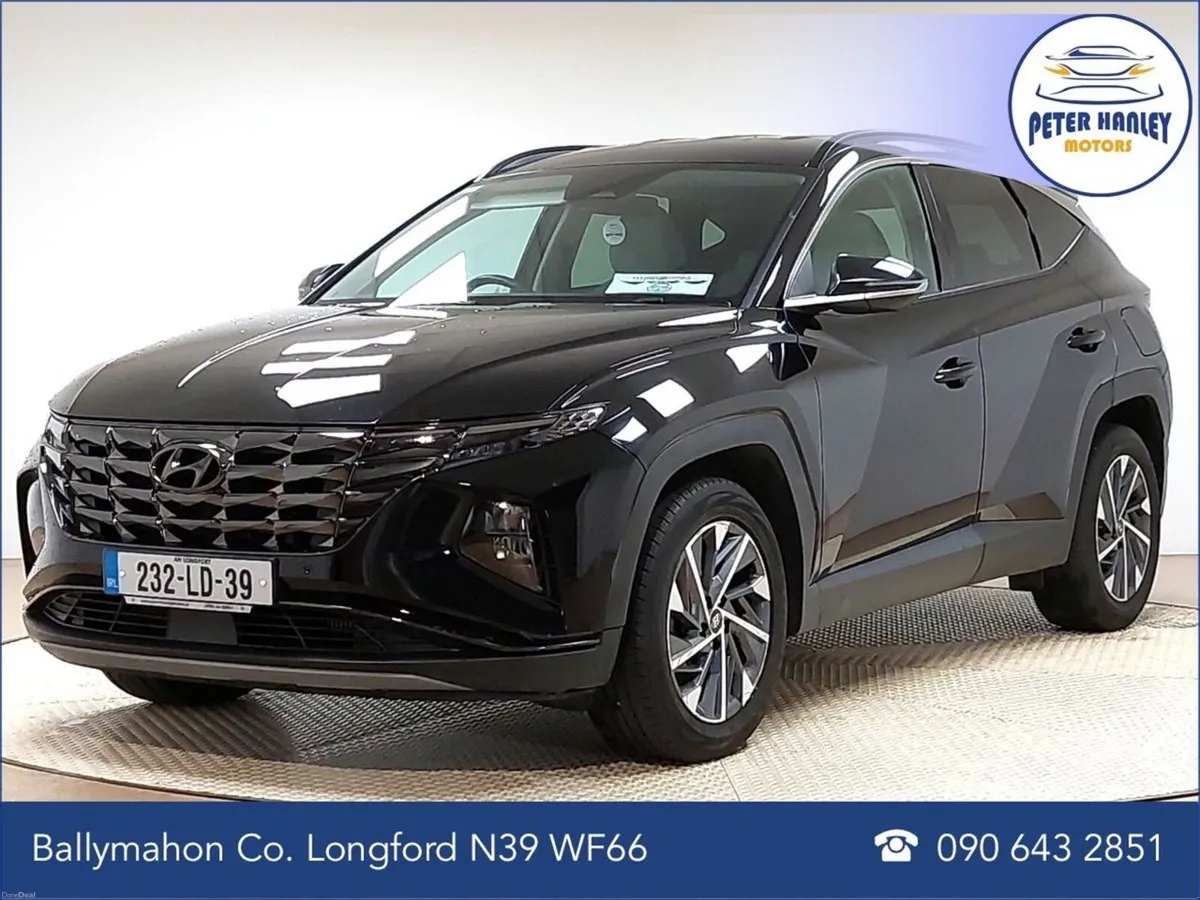 Hyundai Tucson 2WD Executive Plus - Image 3