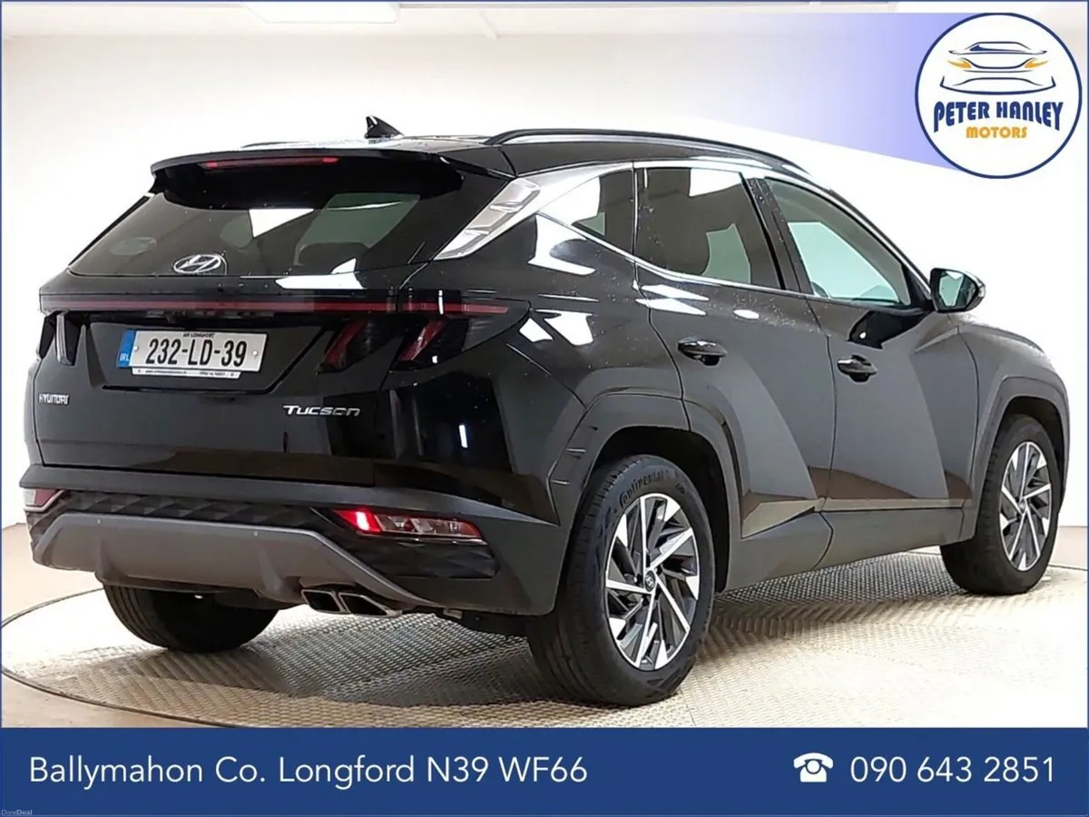 Hyundai Tucson 2WD Executive Plus - Image 5