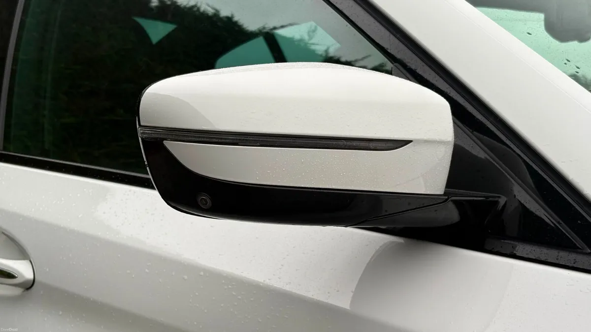 BMW 5-Series 2017 - Image 6