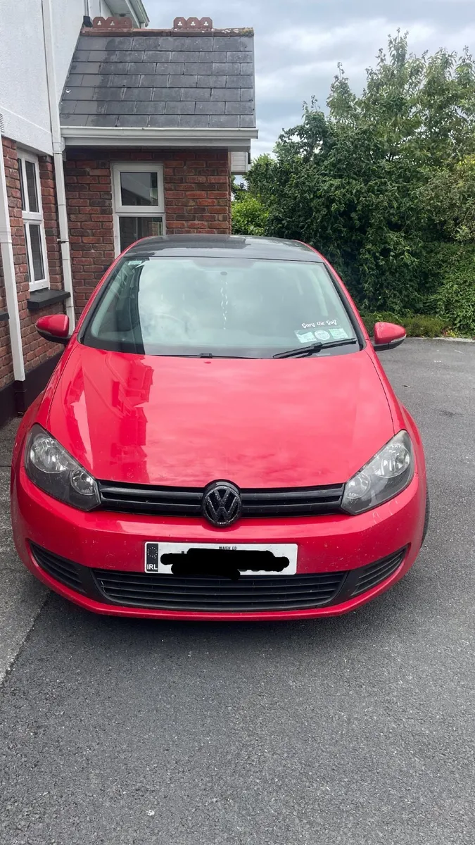 Volkswagen Golf 2011 - Image 1