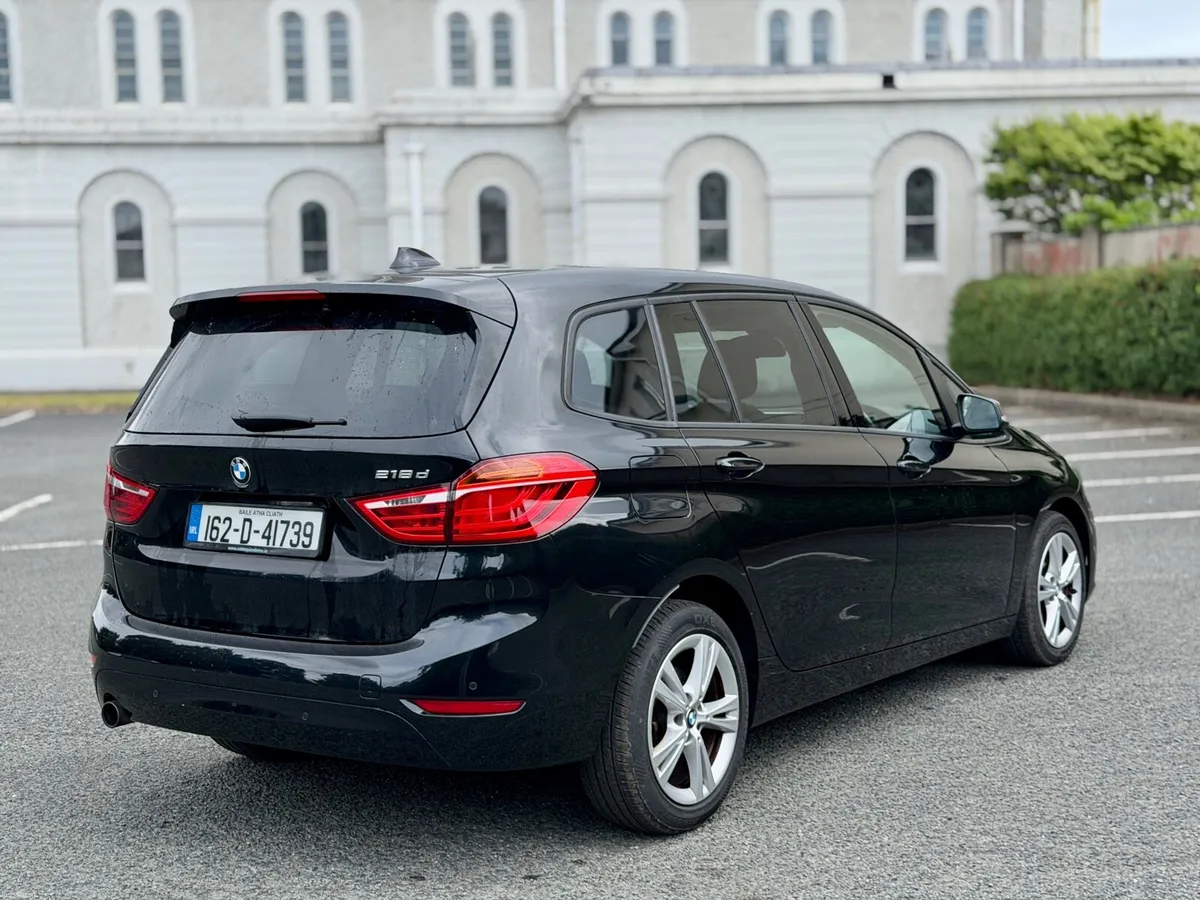 2016 BMW 218D • 7 SEAT • AUTO • DIESEL - Image 4