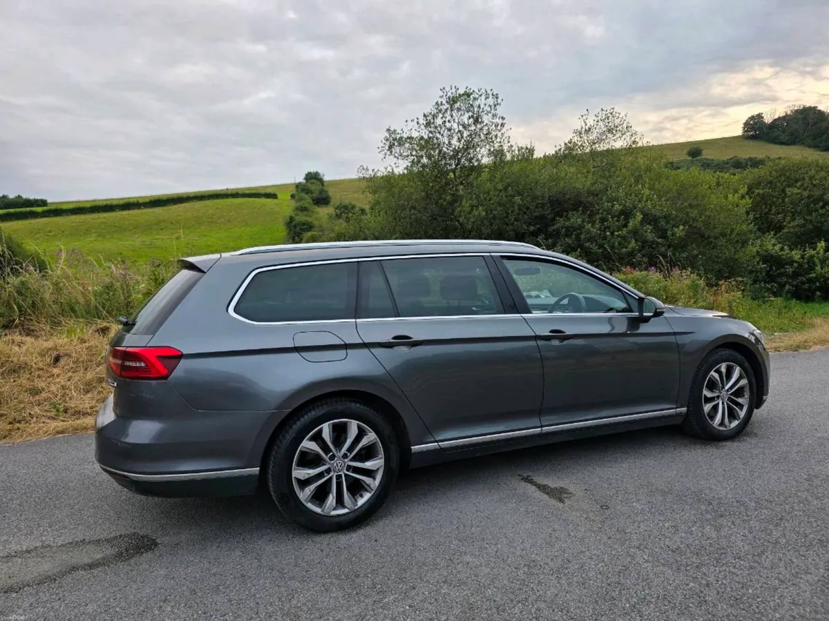 2015 PASSAT HIGHLINE 1.6 TDI ESTATE - Image 5