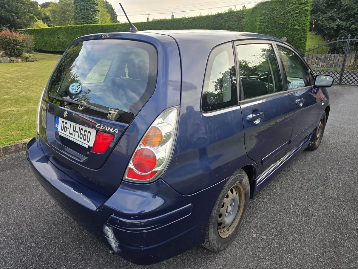 Suzuki Liana - Image 4
