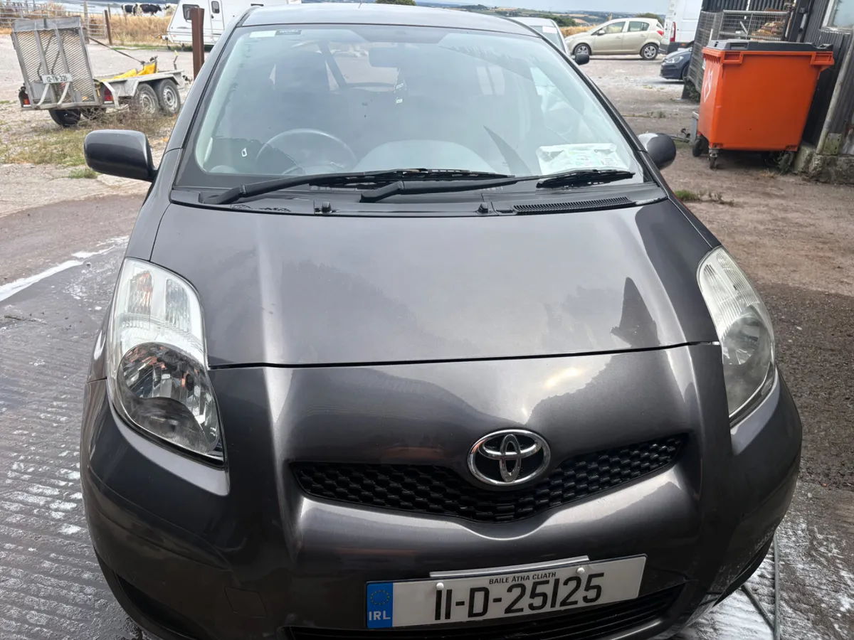Toyota Yaris 2011 Automatic - Image 2