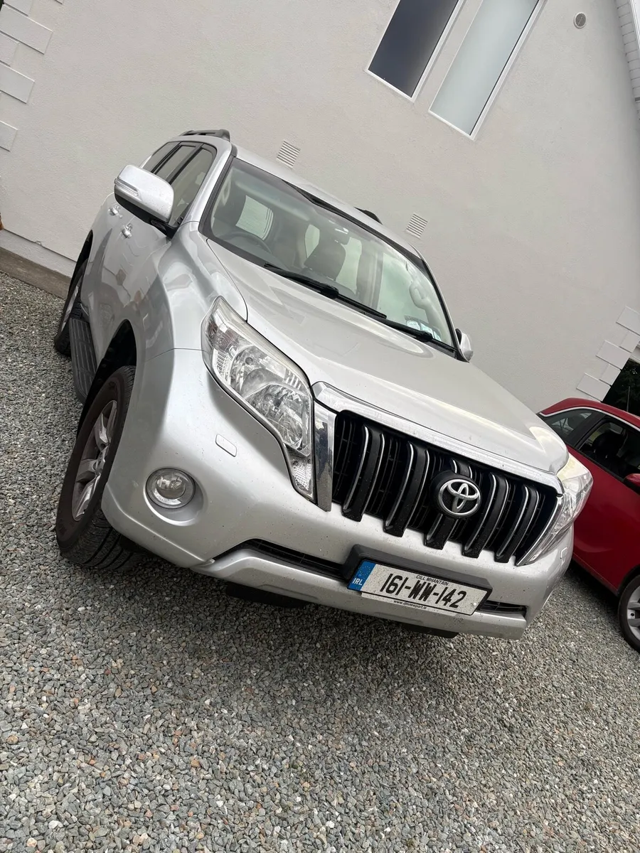 Landcruiser business class - Image 1