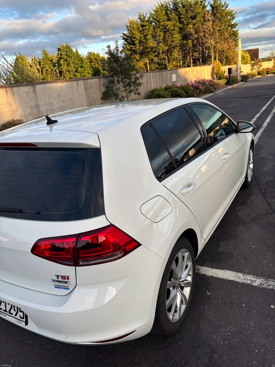 2016 Volkswagen Golf - Image 4