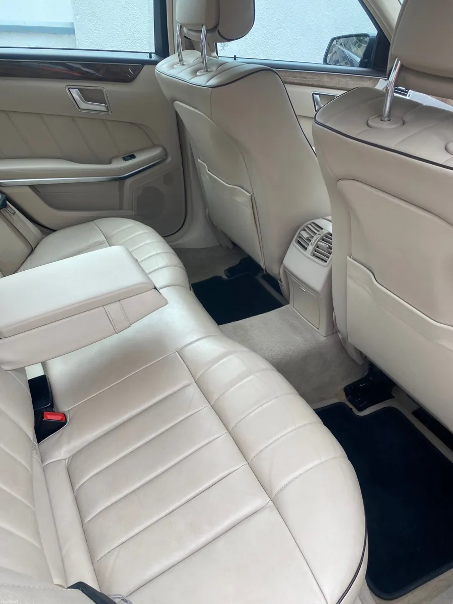 Mercedes-Benz E-Class 2016 - Image 4