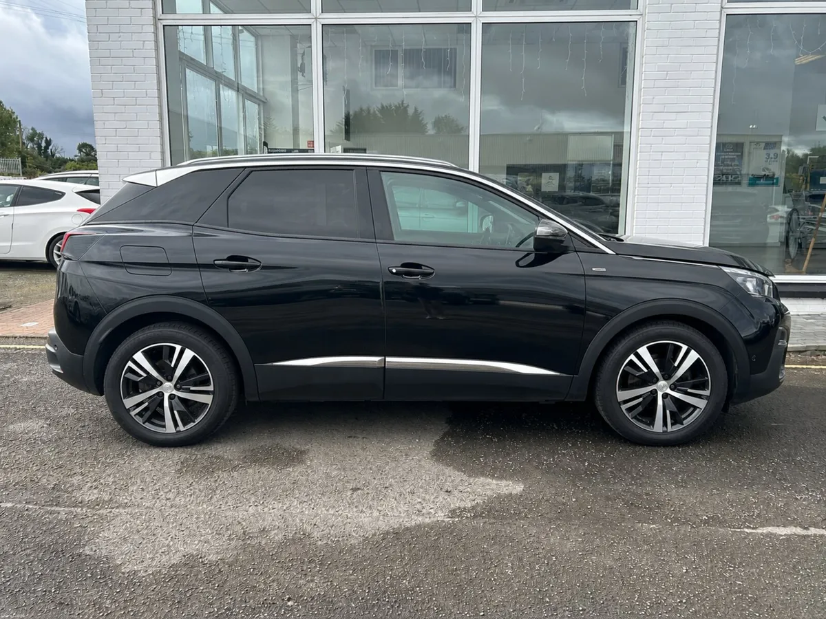 Peugeot 3008 2018 - Image 2