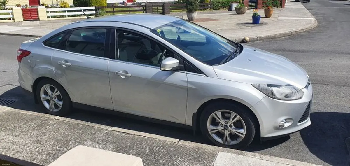 2011 Ford Focus - Image 5