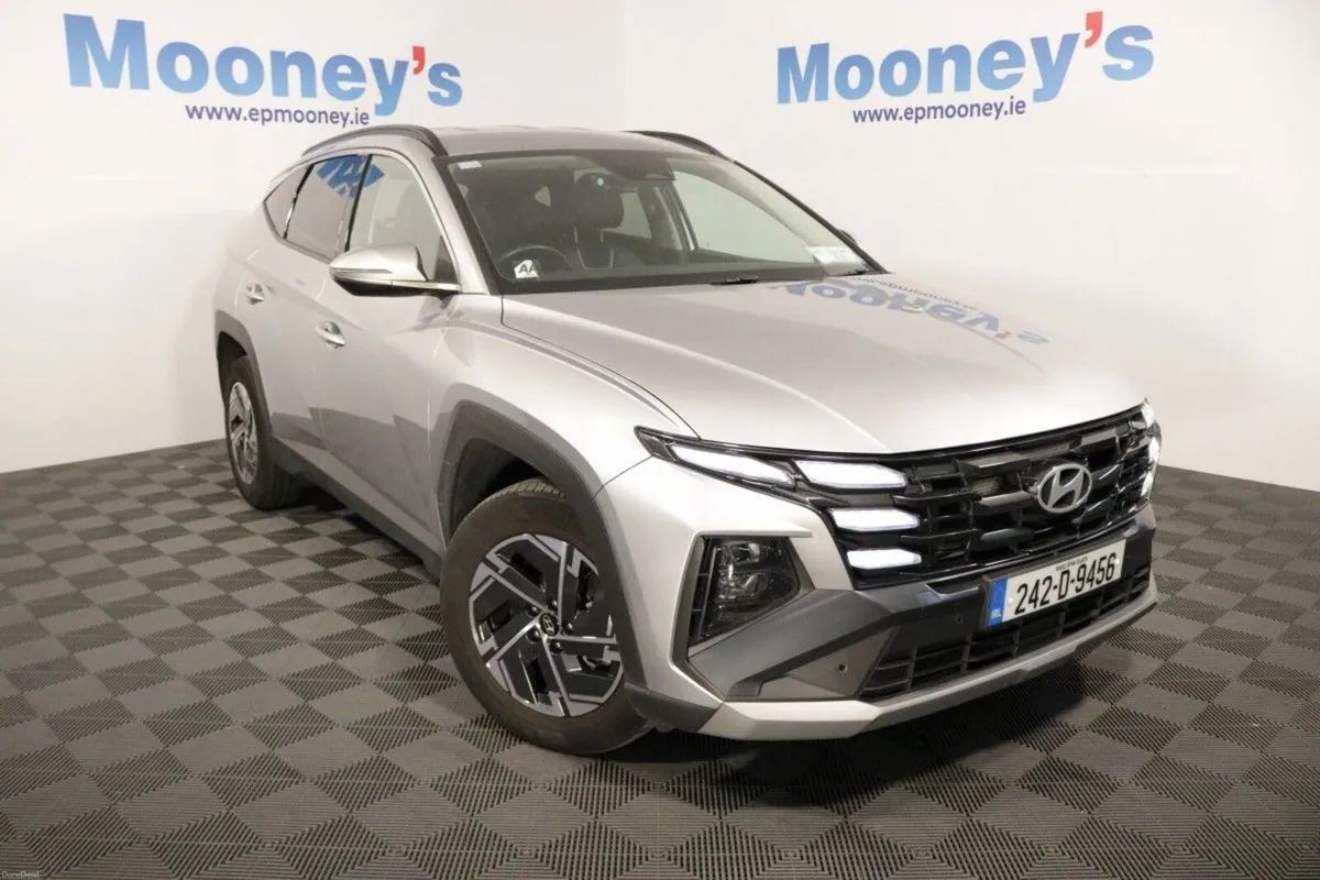 Hyundai Tucson Hybrid Executive 1.6l Petrol Automa - Image 1