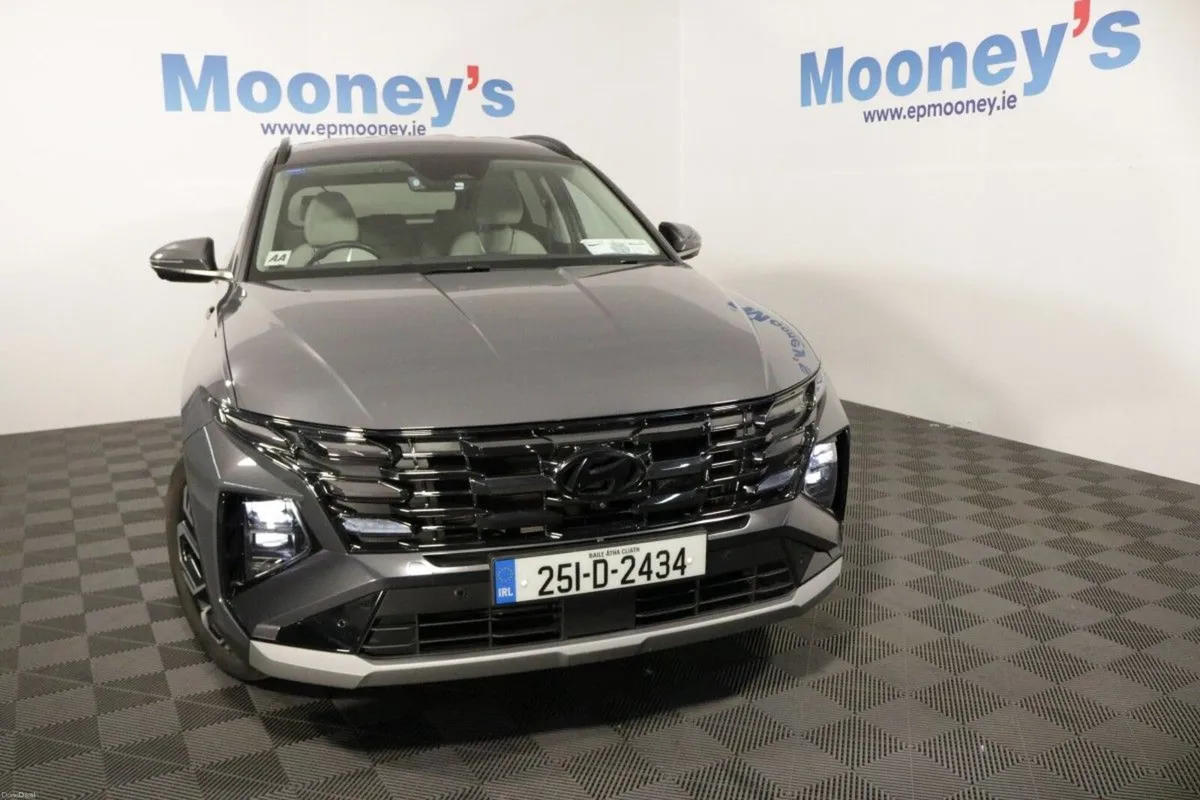 Hyundai Tucson HYBRID EXECUTIVE PLUS 1.6L PETROL A - Image 2