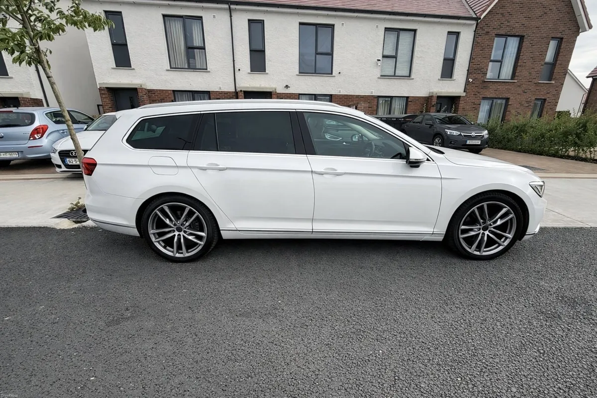 Passat Estate 1.4 Automatic High Spec NCT & Tax - Image 5