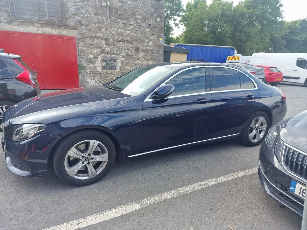 Mercedes E220 d - Image 4