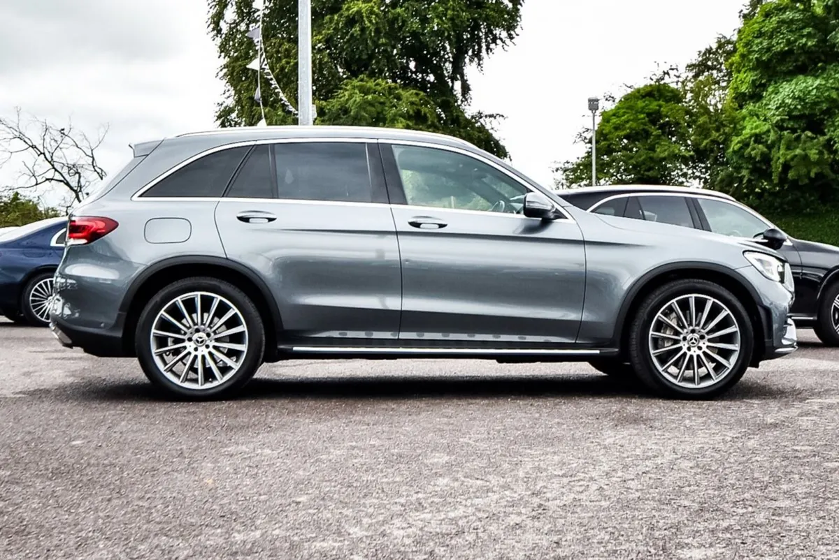 Mercedes-Benz GLC 220d AMG Premium 4Matic 194bhp - Image 3