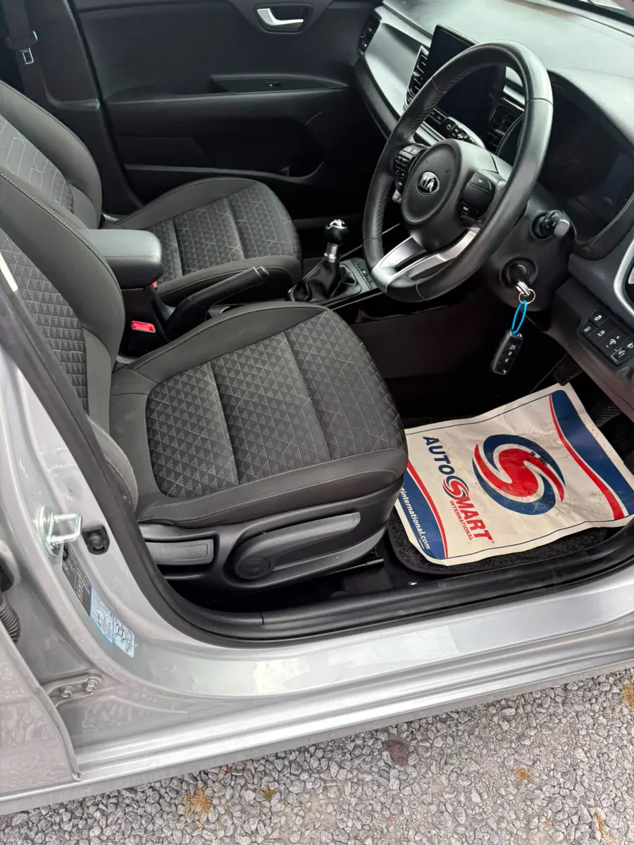 Kia Rio 2022 - Image 4
