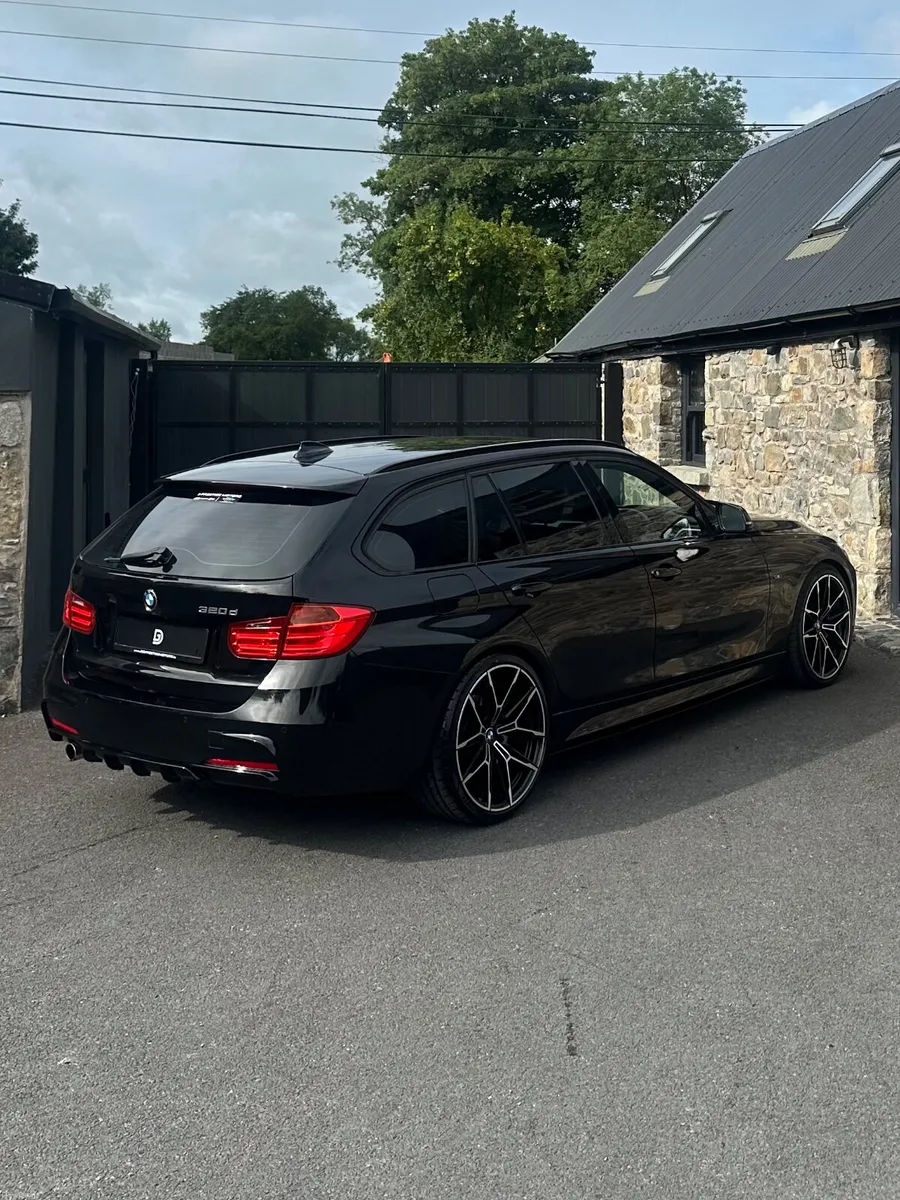2013 BMW 320D TOURING AUTO M SPORT M PERFORMAN - Image 4