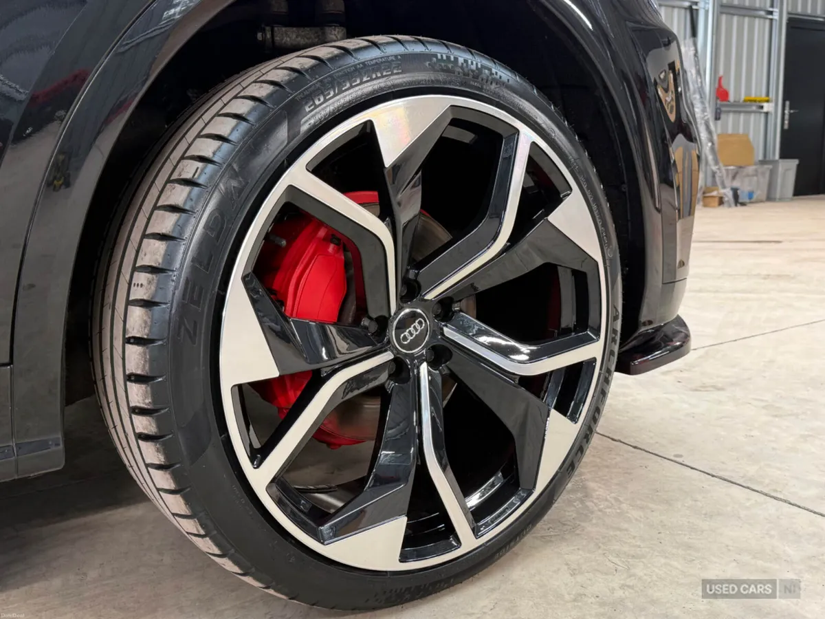 Audi Q5 2017, MASSIVE SPEC, PRICE ON IRL PLATES - Image 6