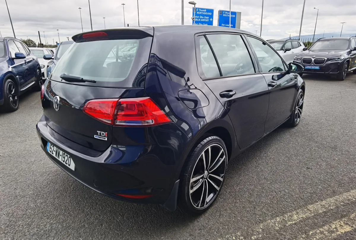 VOLKSWAGEN GOLF 1.6TDI MATCH 110BHP - Image 5