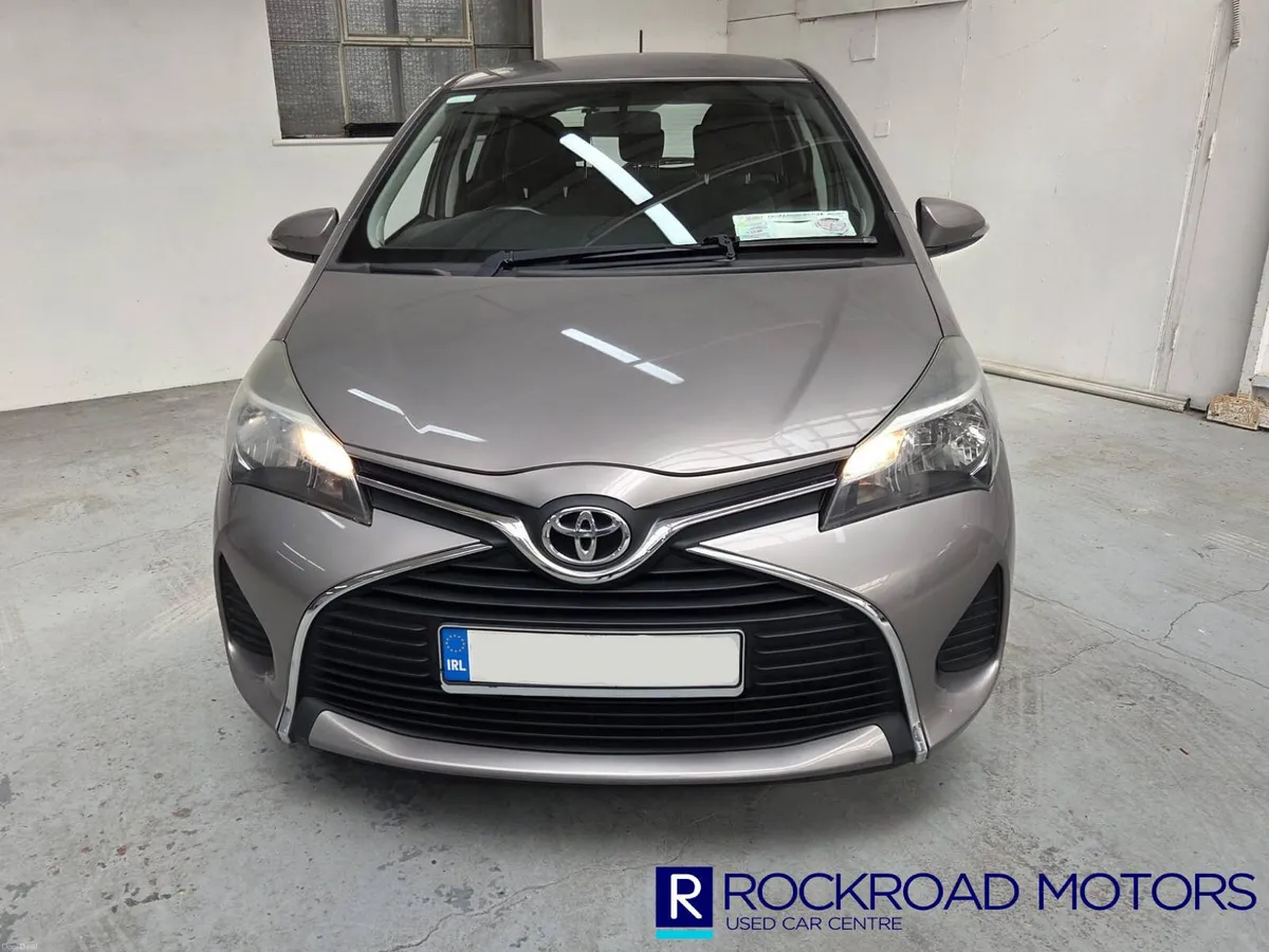 Toyota Yaris 1.0 Luna,  2015 - Image 2