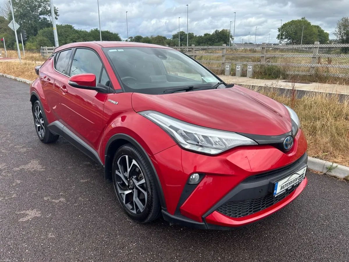 Toyota C-HR 1.8 Hybrid Sport 4DR Auto - Image 3