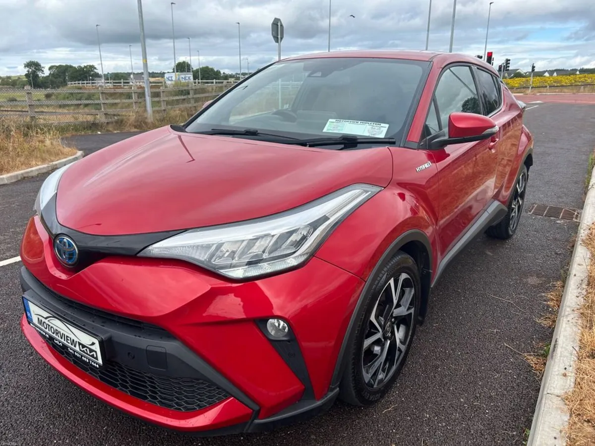 Toyota C-HR 1.8 Hybrid Sport 4DR Auto - Image 5