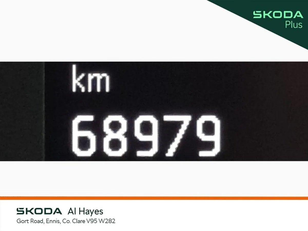 Skoda Karoq **150 BHP**BIG ENGINE ** AMBITION--1 O - Image 5