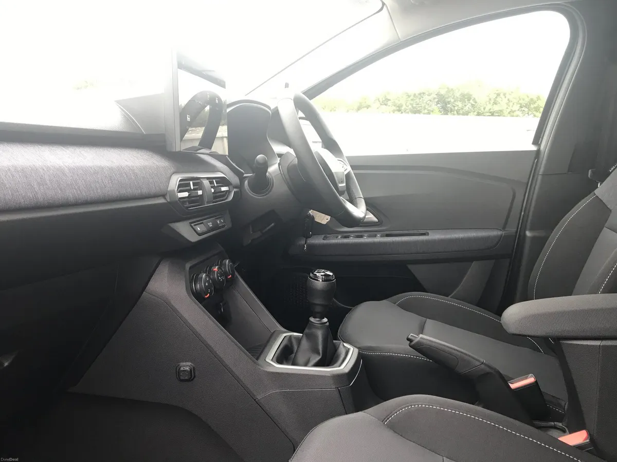 Dacia Sandero 2026 - Image 2