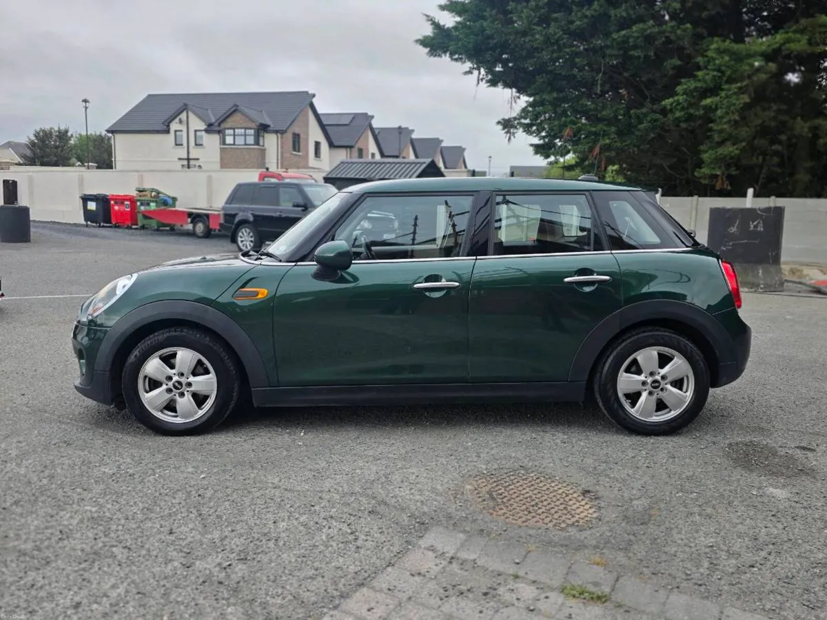 2015 - MINI COOPER - D - Image 4