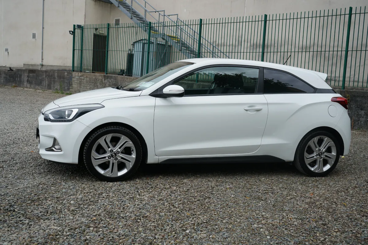 2015 Hyundai i20 - Image 5