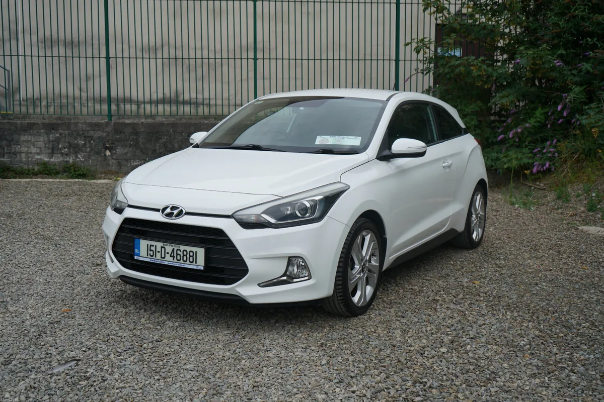 2015 Hyundai i20 - Image 1