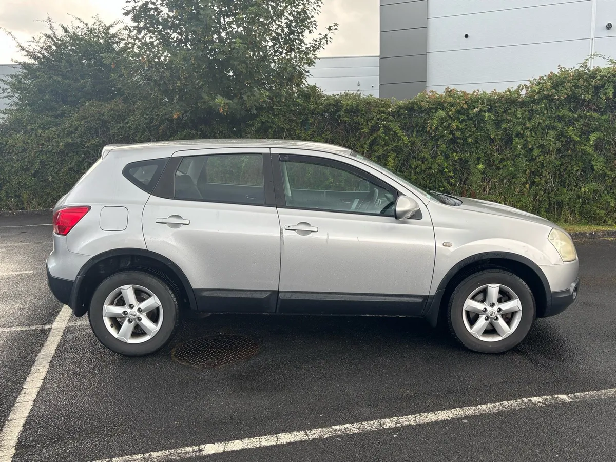 2007 Nissan Qashkai NCT till next year - Image 2
