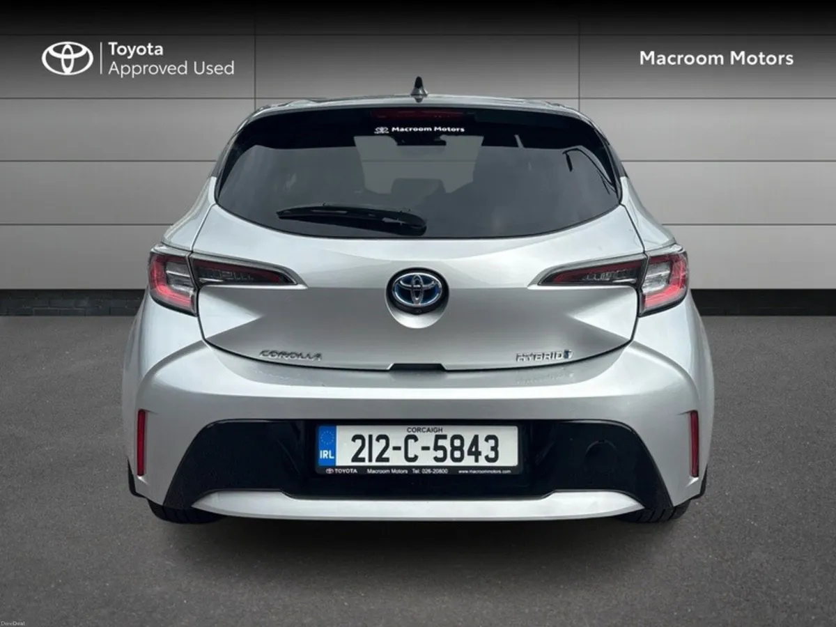 Toyota Corolla HYBRID L/SPORT HB 4DR AUTO - Image 4