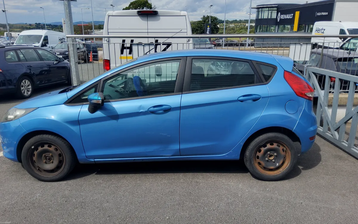 Ford Fiesta 2009 - Image 6