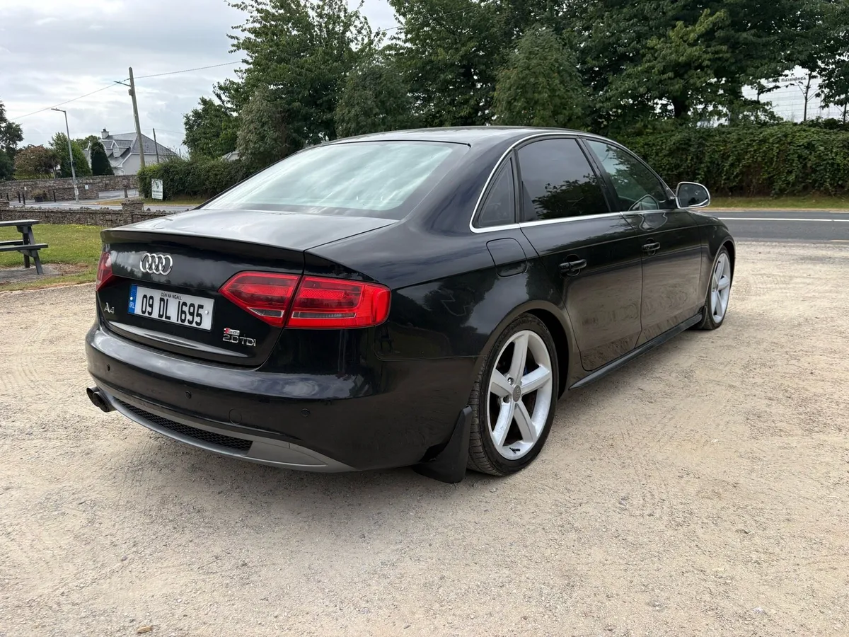 Audi A4 - Image 2