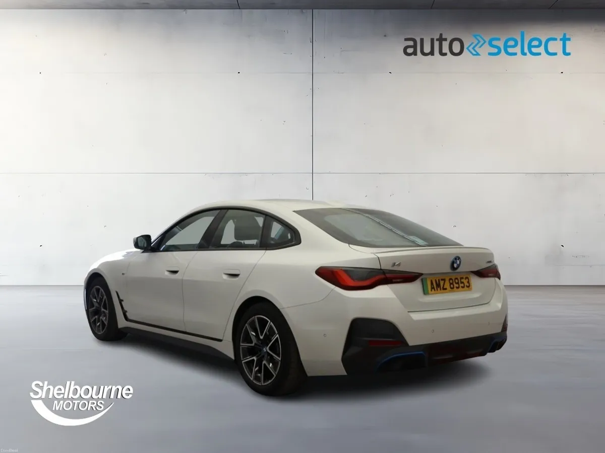 BMW i4 EDRIVE40 M SPORT - Image 3