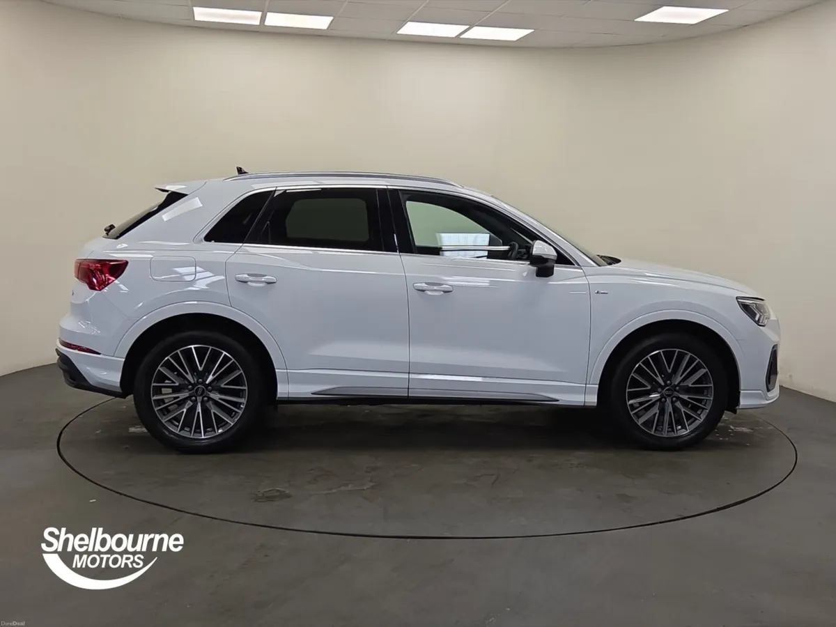 Audi Q3 TFSI S LINE - Image 3
