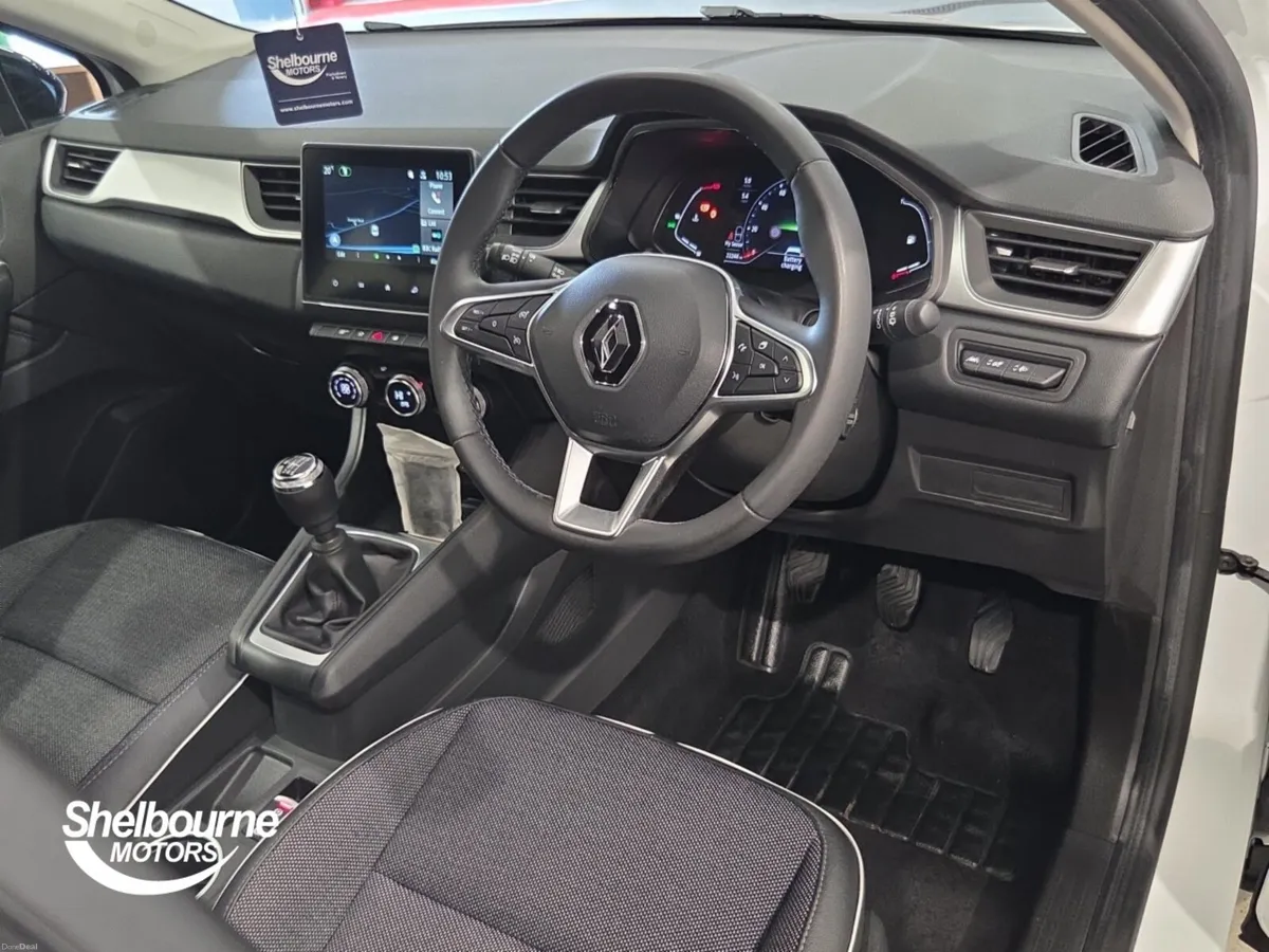 Renault Captur Hatchback Techno - Image 4