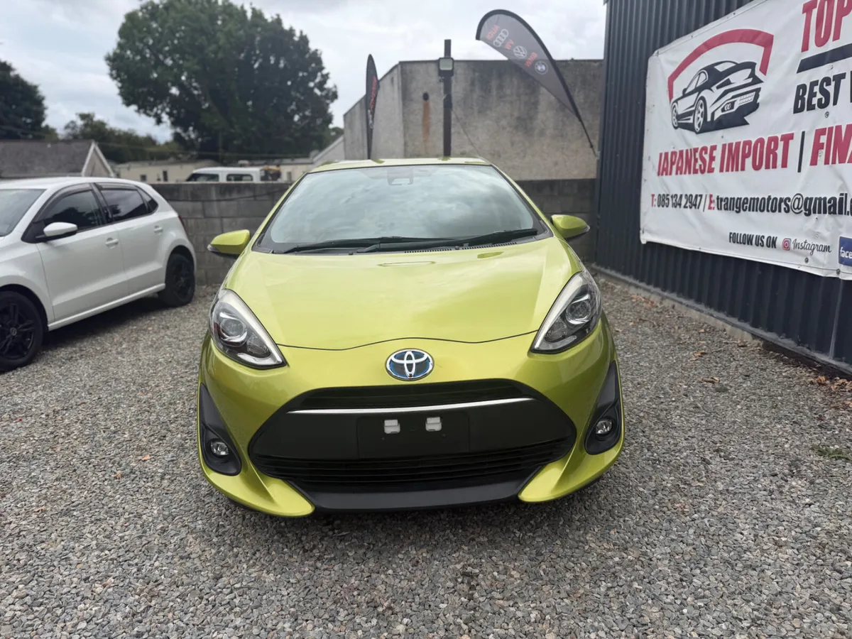 Toyota aqua 2018 cruise C /finance available - Image 2