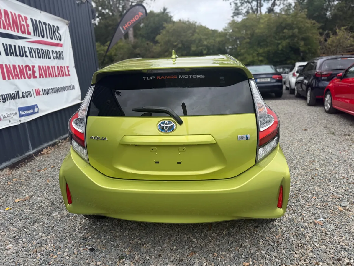 Toyota aqua 2018 cruise C /finance available - Image 5