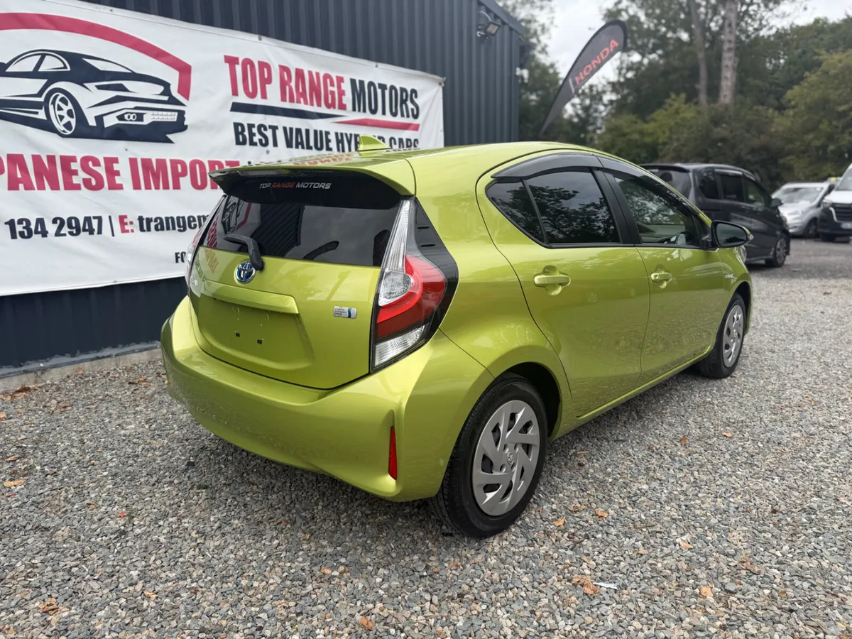Toyota aqua 2018 cruise C /finance available - Image 6