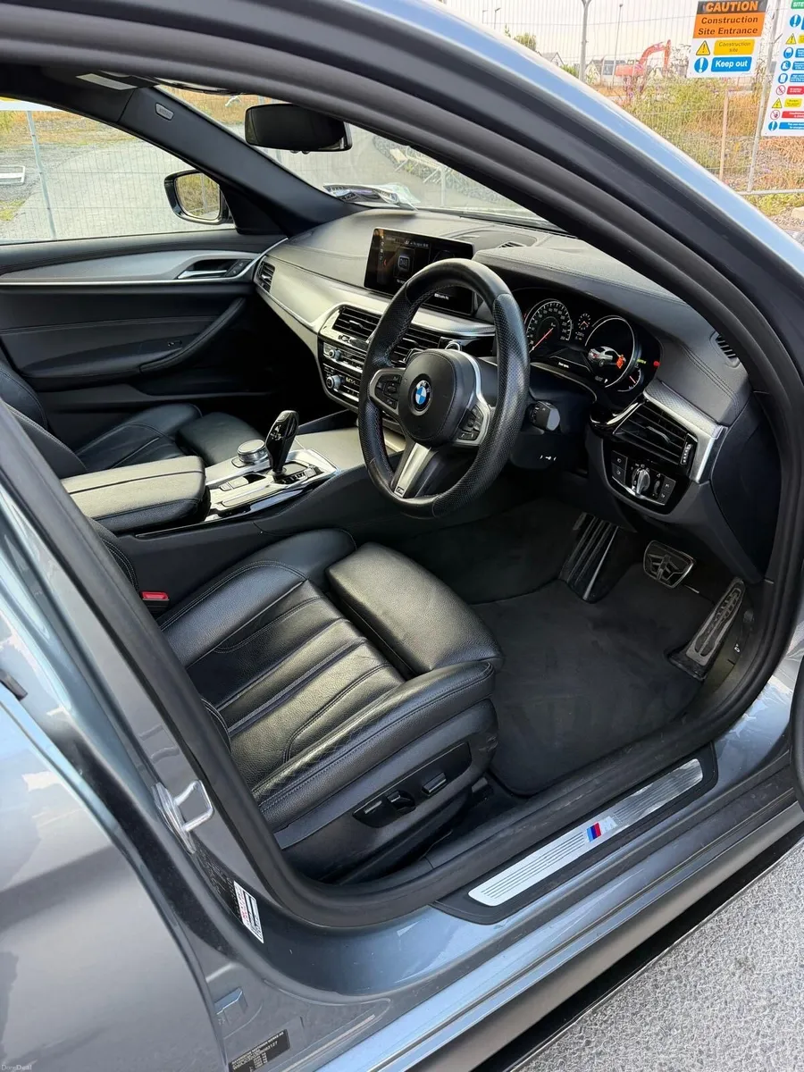 2018 BMW 520d M - Image 4