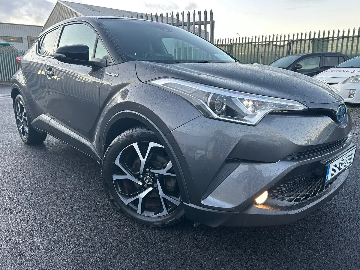2018 Toyota C-HR HYBRID AUTOMATIC - Image 1