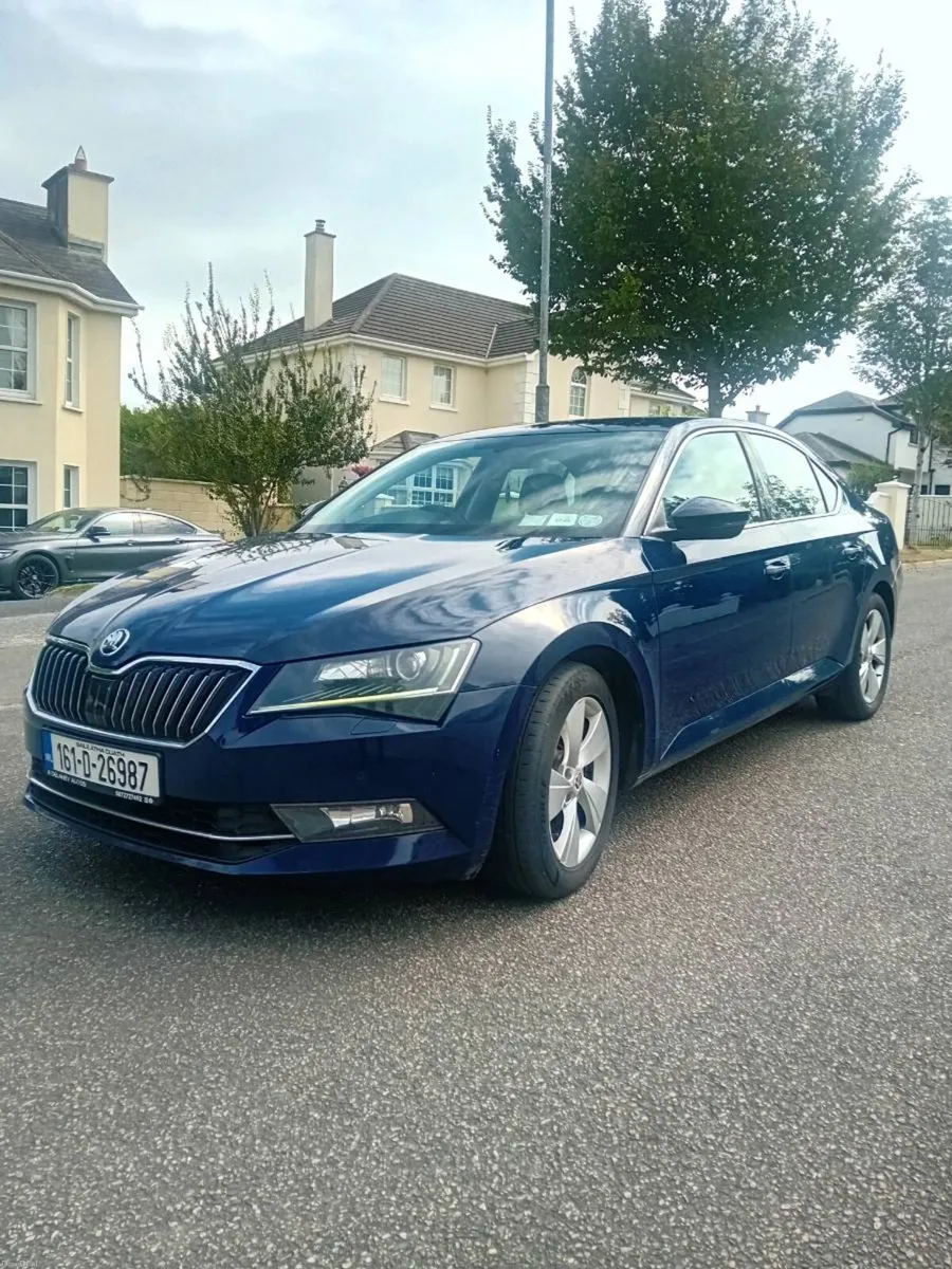 Skoda Superb - Image 2