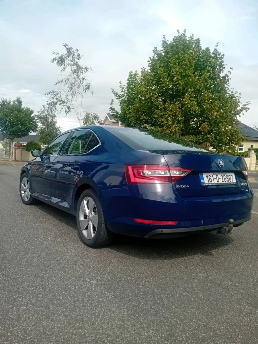 Skoda Superb - Image 3