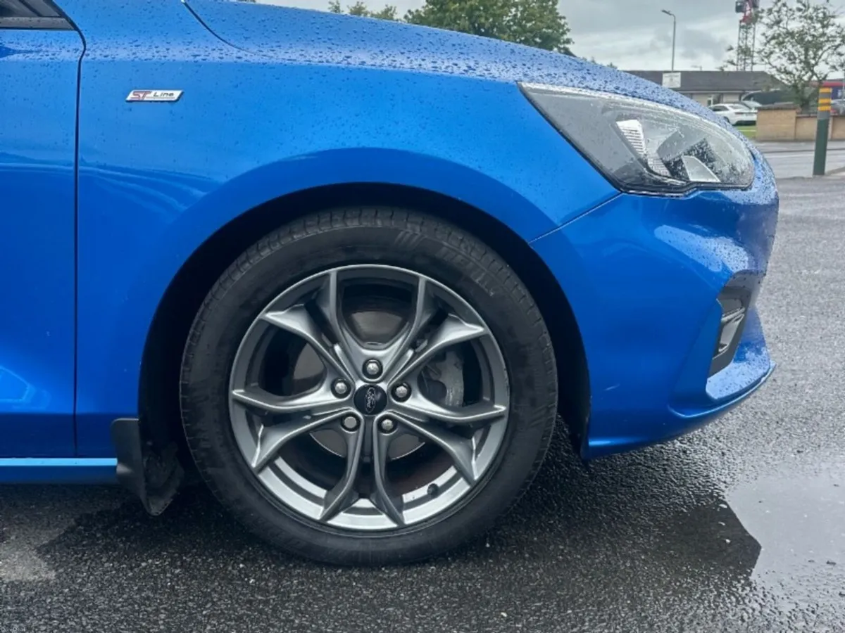 Ford Focus 1.0 EcoBoost 125PS ST-Line - Image 5