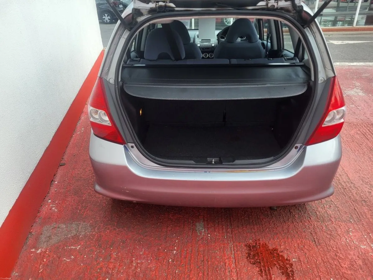 Honda Jazz 1.2 Beat - Image 4