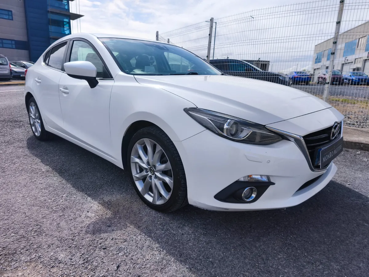 Mazda Mazda3 2015 2.2D 4DR (150ps) PLATINUM BL - Image 4