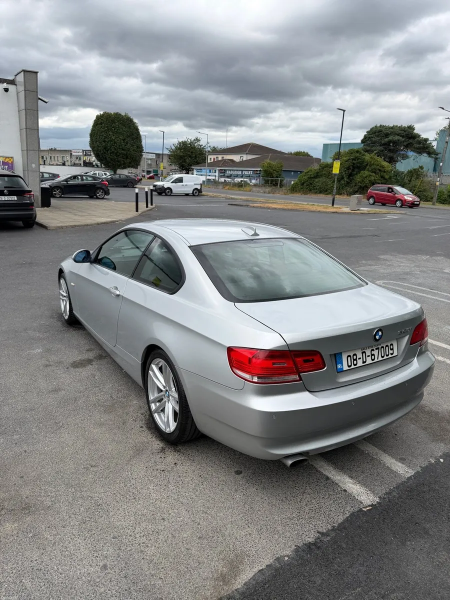 Pristine BMW e92 320i (Full Service History) - Image 5