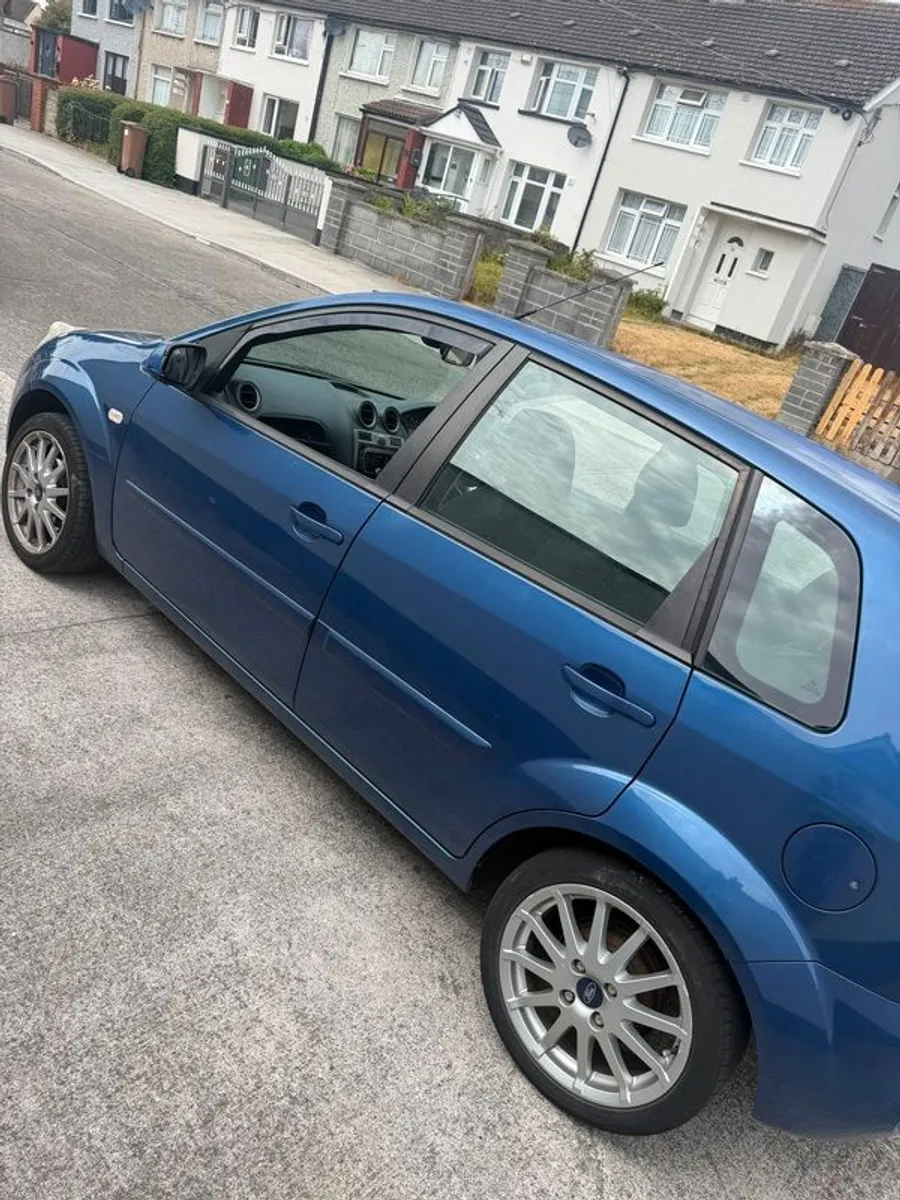 2008 Ford Fiesta - Image 5