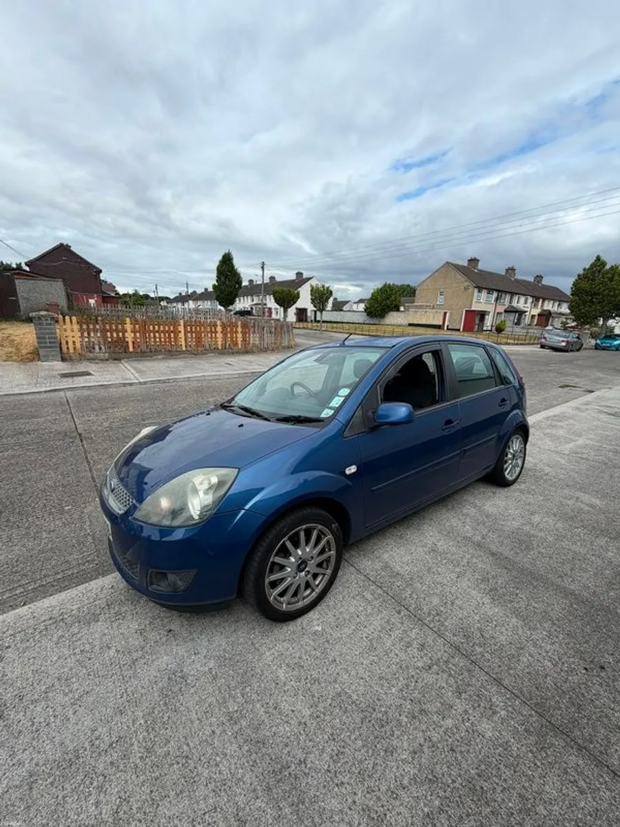 2008 Ford Fiesta - Image 1